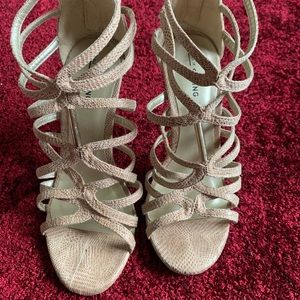 Beige strap or heels